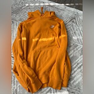 Size L Nike sweatshirt